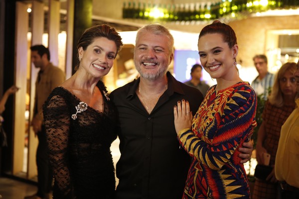 Salve Se Quem Puder Elenco E Equipe Se Reunem Em Evento De Lancamento Da Nova Novela Das 7 Salve Se Quem Puder Gshow
