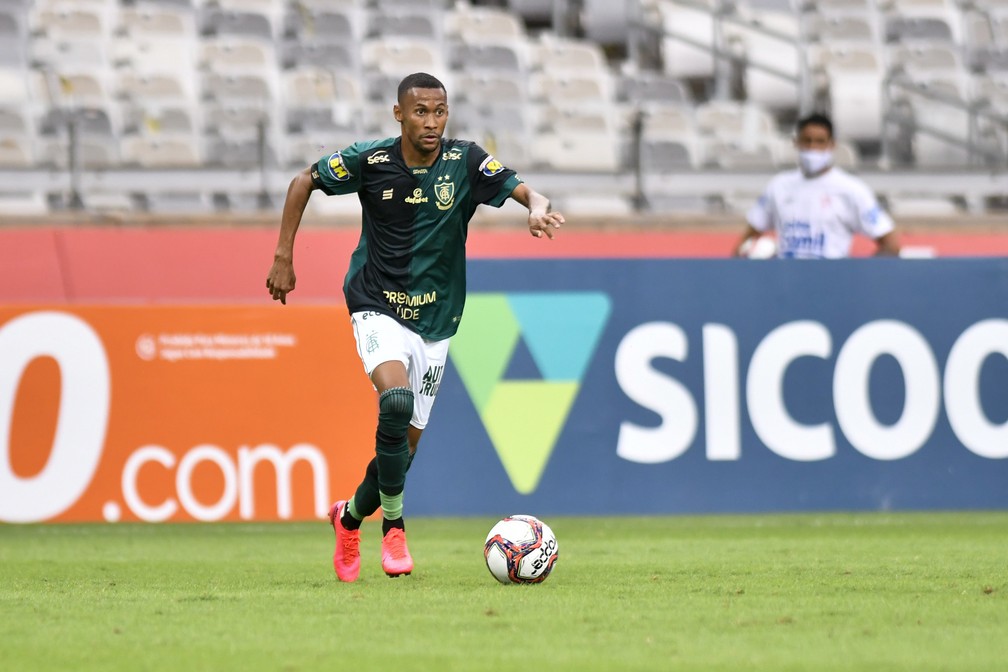Veja como estão as negociações do Palmeiras no mercado da bola