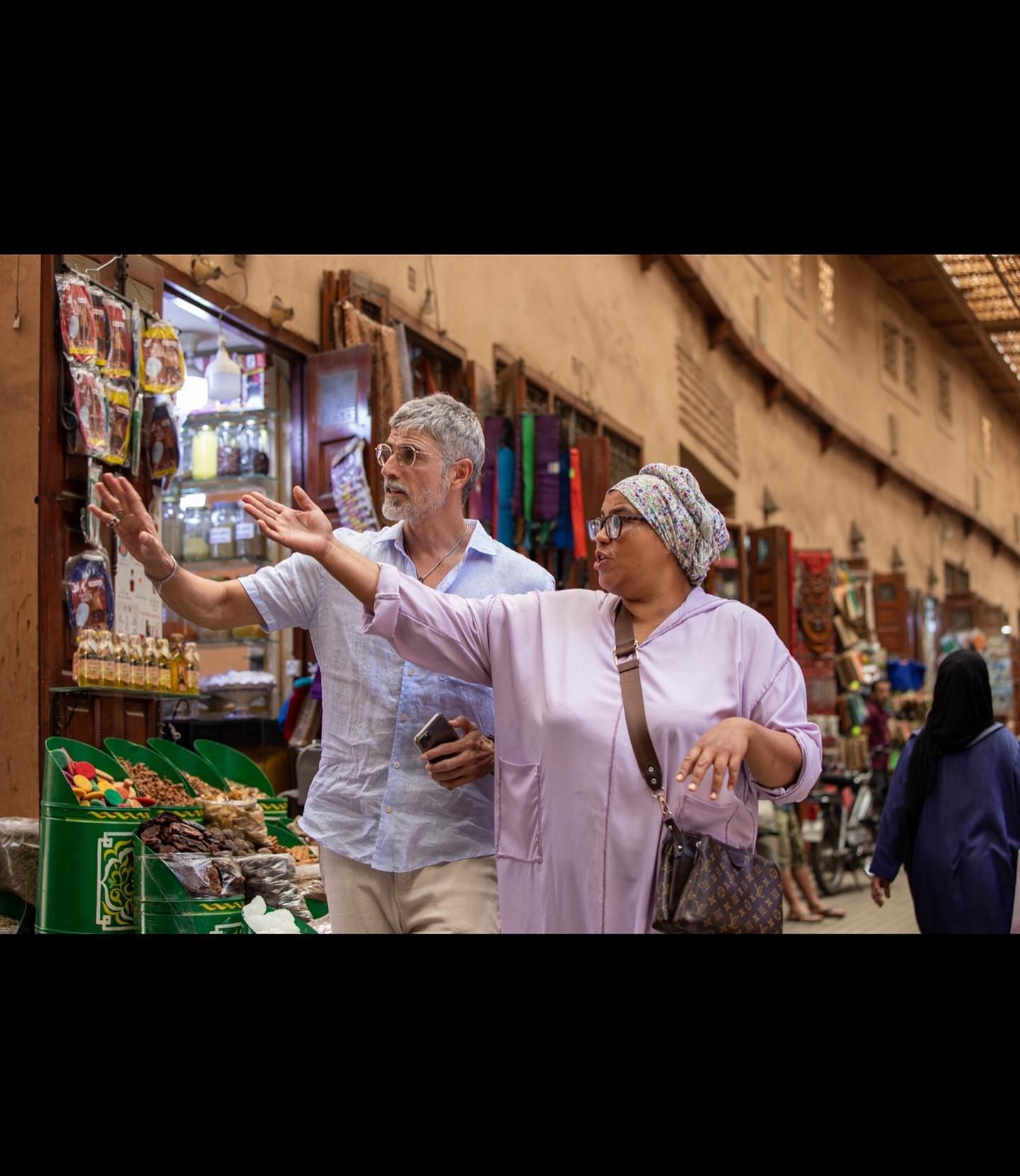 Reynaldo Gianecchini conhece 'feira' de tempero em Marrocos e abre álbum  (Foto: Reprodução / Instagram)
