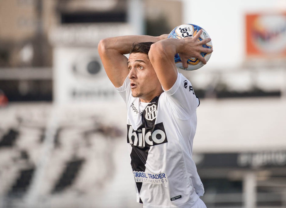 Ponte também tem interesse em Trevisan  — Foto: Álvaro Jr / PontePress