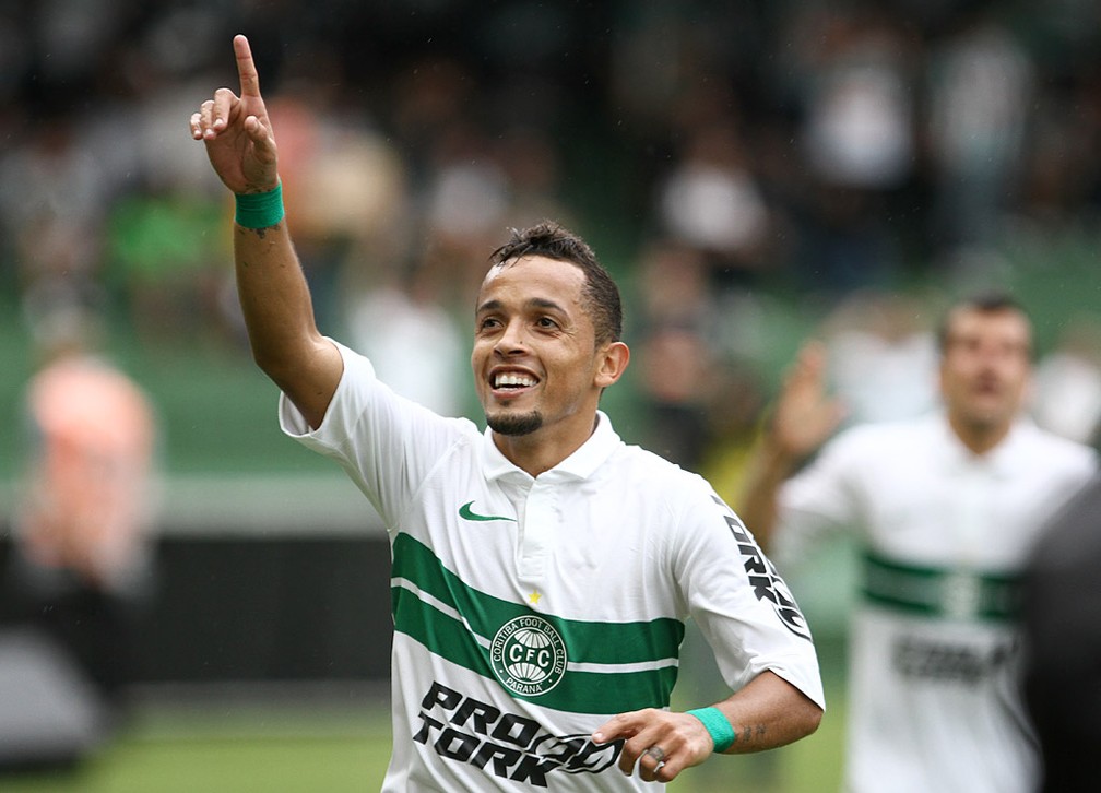 Analise Volta De Rafinha Agrega Qualidade E Muda O Patamar Do Coritiba Na Serie B Coritiba Ge