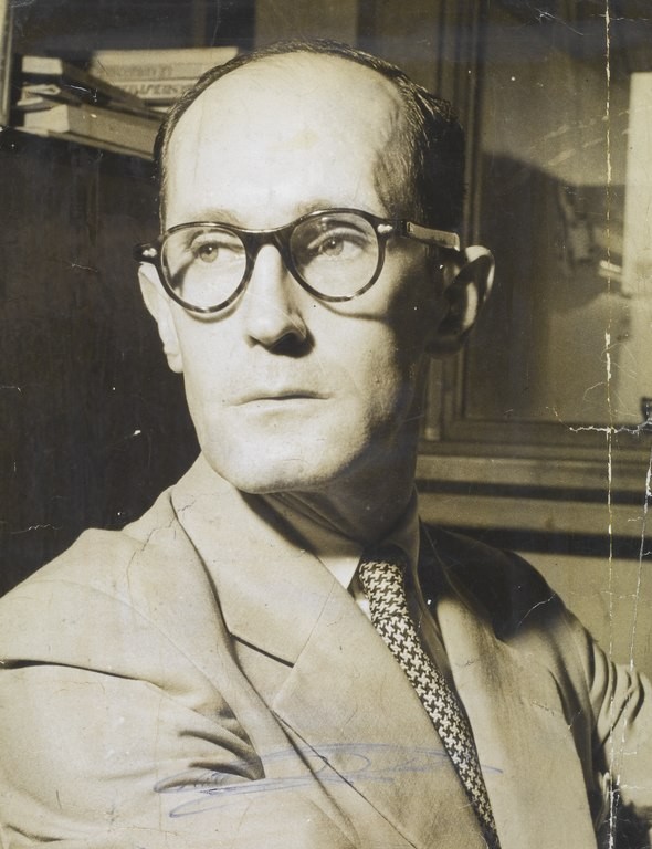 O escritor Carlos Drummond de Andrade (Foto: Wikipedia Commons)