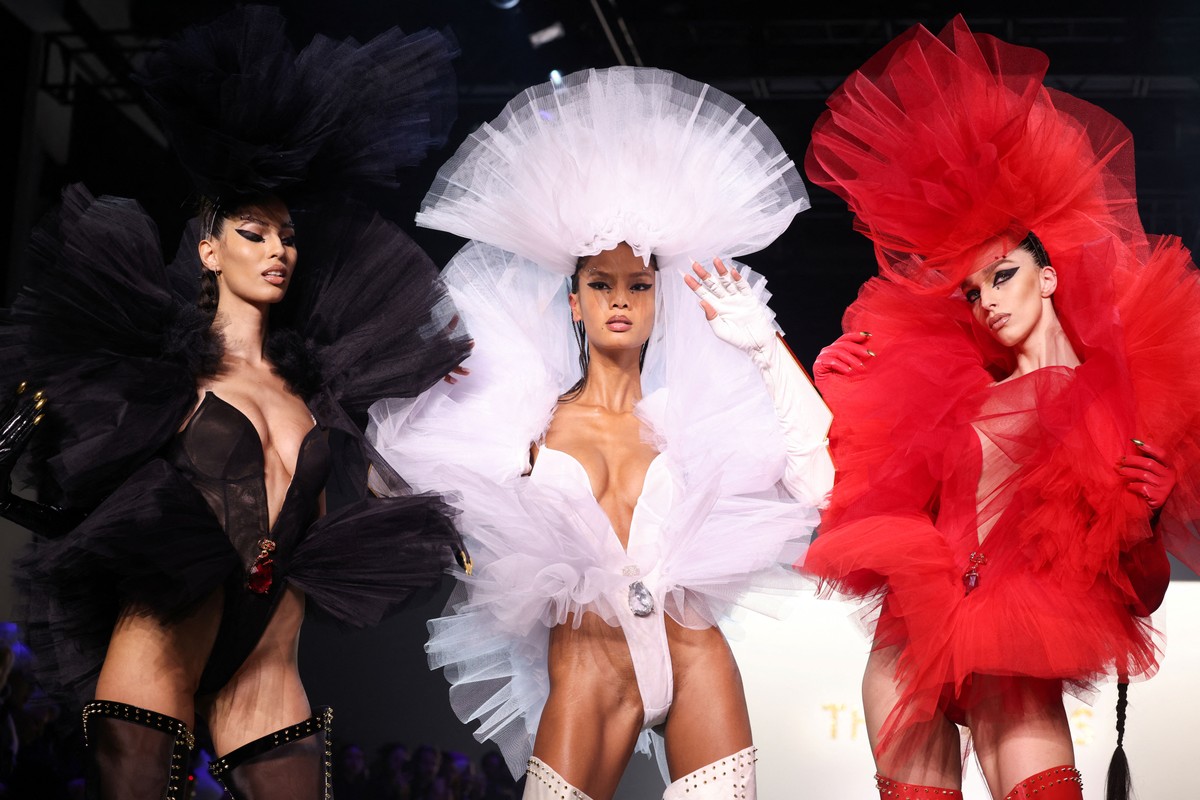 The Blonds fecha Semana de Moda de Nova York com desfile cintilante |  Moda e beleza