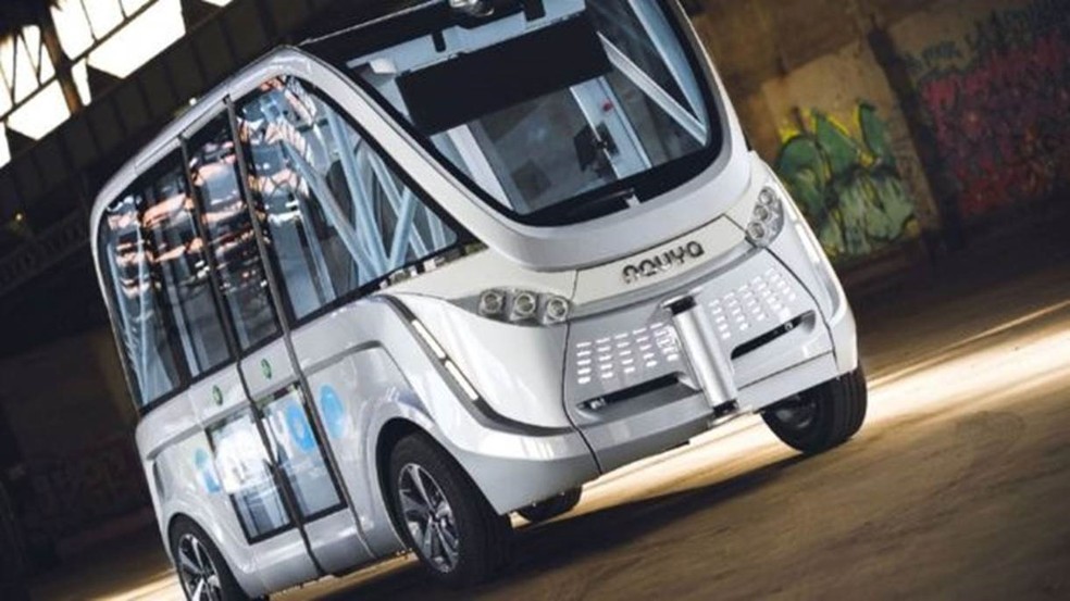 Micro-ônibus tem capacidade para até 15 passageiro e atinge velocidade de 45 km/h (Foto: Navya)