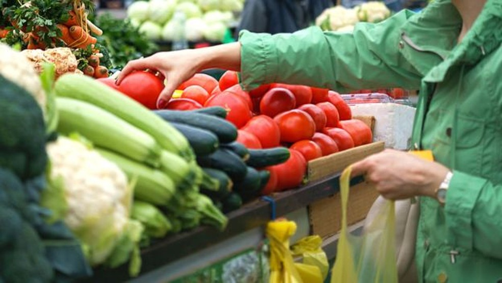 Frutas e verduras lideram maiores variações de preço nos supermercados de Fortaleza, diz Procon. — Foto: Getty Images/BBC