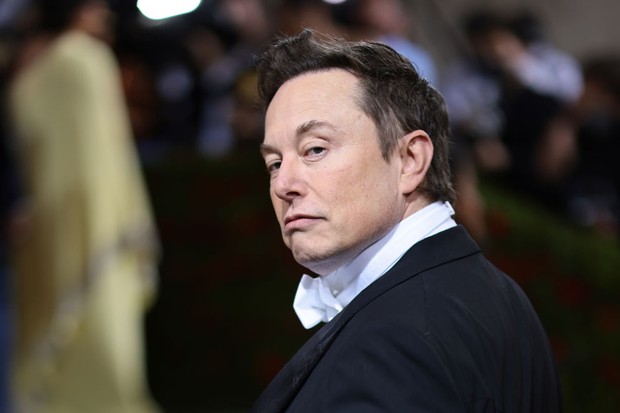 NEW YORK, NEW YORK - MAY 02:   Elon Musk attends The 2022 Met Gala Celebrating "In America: An Anthology of Fashion" at The Metropolitan Museum of Art on May 02, 2022 in New York City. (Photo by Dimitrios Kambouris/Getty Images for The Met Museum/Vogue) (Foto: Getty Images for The Met Museum/)