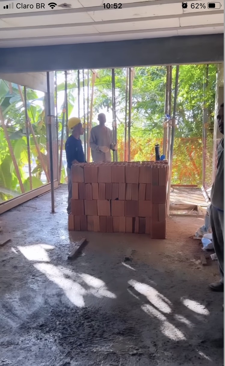 Uma das suítes da nova casa de Fernanda Paes Leme em Salvador — Foto: Reprodução/Instagram