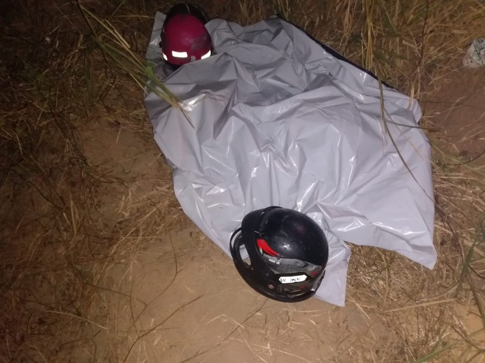 Mulher que não foi identificada morreu em acidente com cinquentinha — Foto: Ascom/BPTran