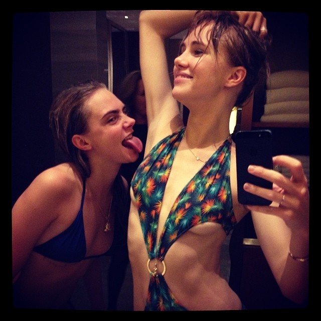 Cara Delevingne e Suki Waterhouse (Foto: Reprodução/Instagram)