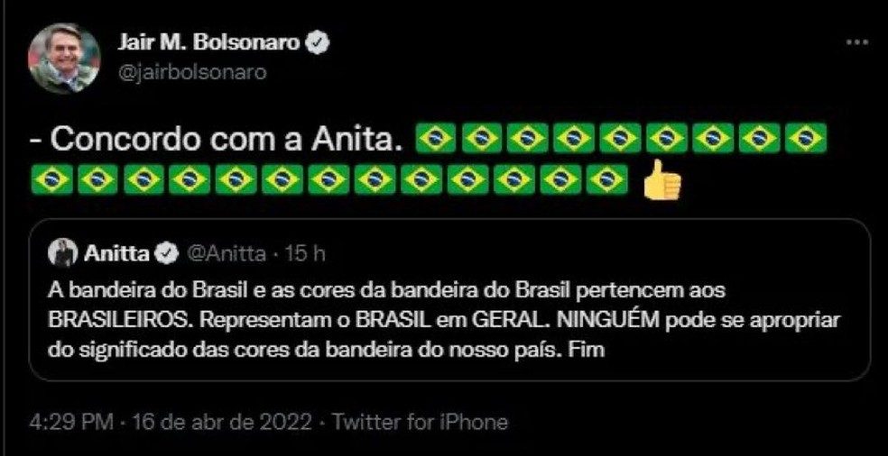 Post de Anitta sobre as cores da bandeira do Brasil respondido por Jair Bolsonaro. Depois disso, a cantora bloqueou o presidente na rede social  Foto: Reproduo