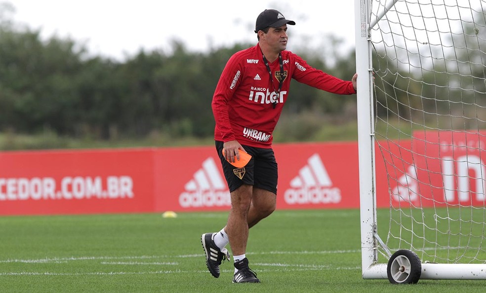 André Jardine durante treino do São Paulo nos Estados Unidos — Foto: Rubens Chiri / saopaulofc.net