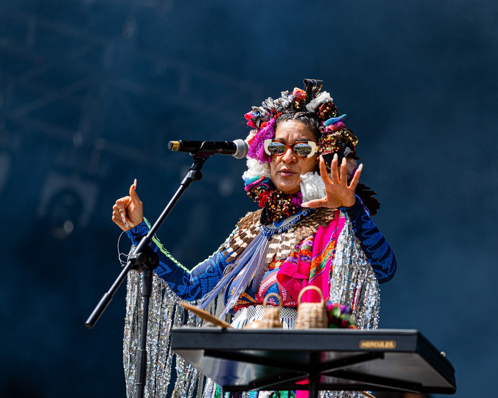 Brisa Flow é primeira indígena no Lollapalooza — Foto: AgNews