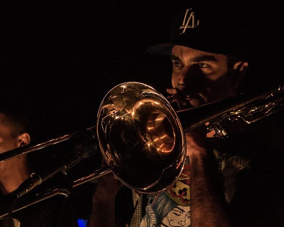 O músico, arranjador e compositor Bruno Portella, trombonista da Capivara Brass Band — Foto: Calvet/Divulgação