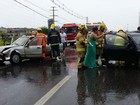 Acidente entre dois carros deixa duas vítimas na DF-075