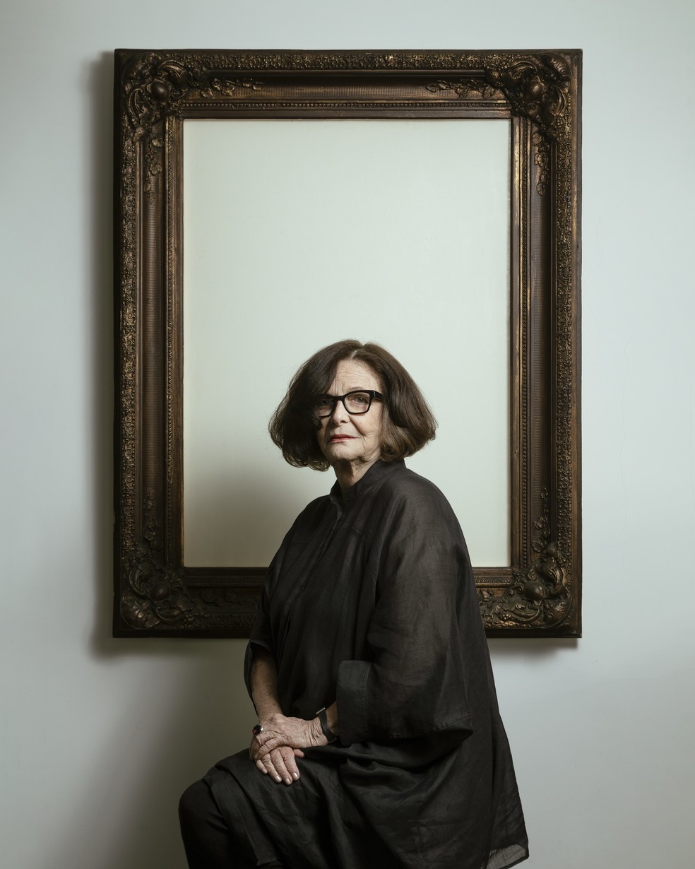 De Heloisa Buarque de Hollanda para Heloisa Teixeira  — Foto: Leo Martins