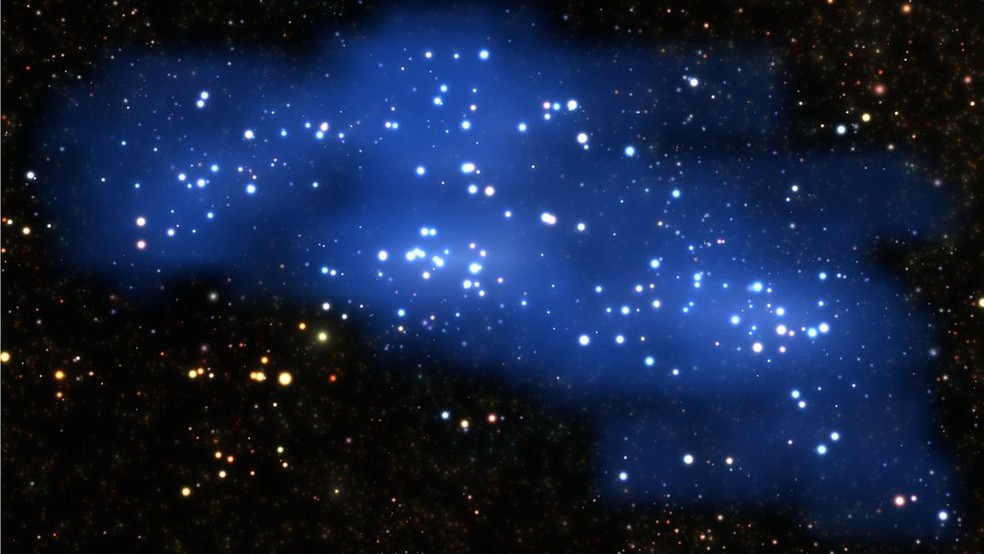 O Hyperion tem uma massa mais de um milhão de bilhões de vezes maior que a do Sol — Foto: Divulgação/ESO/BBC