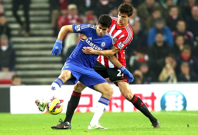 Diego Costa e Santiago Vergini, Sunderland X Chelsea (Foto: Agência AP )
