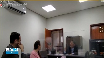 Policial que atirou no próprio namorado é liberada após audiência de custódia