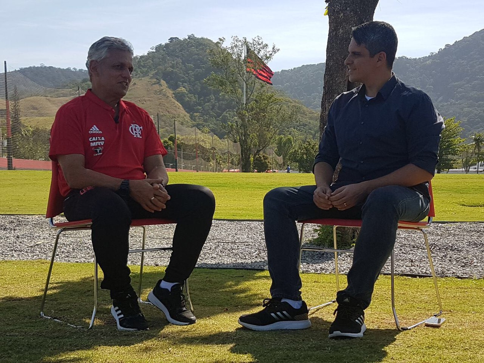 Chamado de sogro por conta da beleza das filhas, Rueda diz que ataque do Fla precisa evoluir