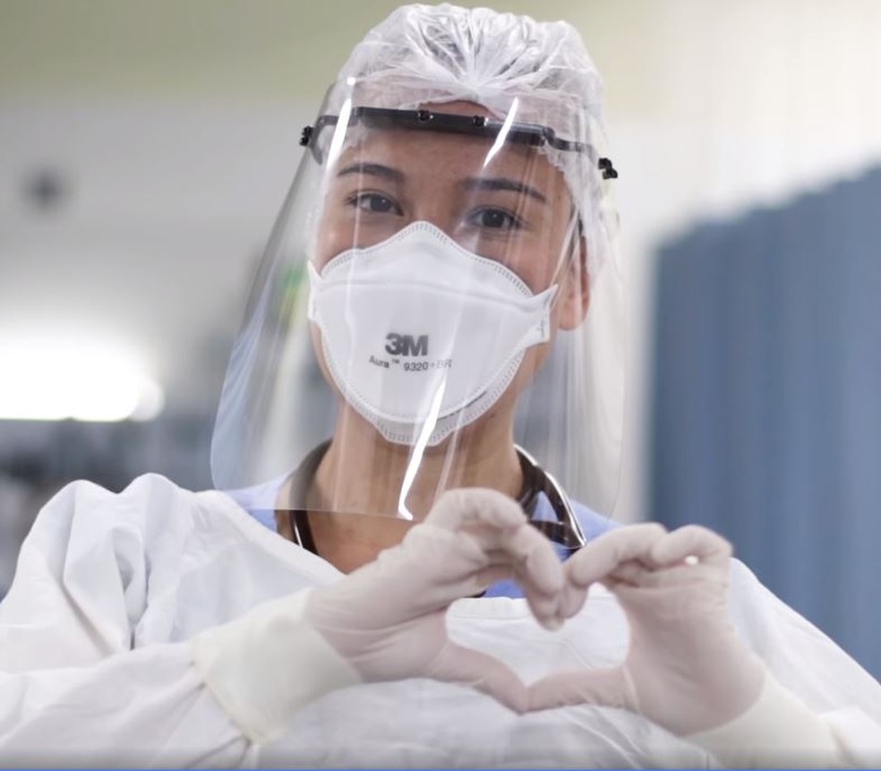Fabiana Guedes Akaki, médica intensivista da UTI Covid na Santa Casa — Foto: AI-Santa Casa