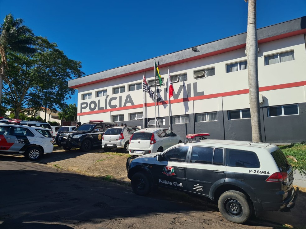 Homem foi vítima de tentativa de homicídio na noite desta terça-feira (30), em Pirapozinho (SP) — Foto: Polícia Civil