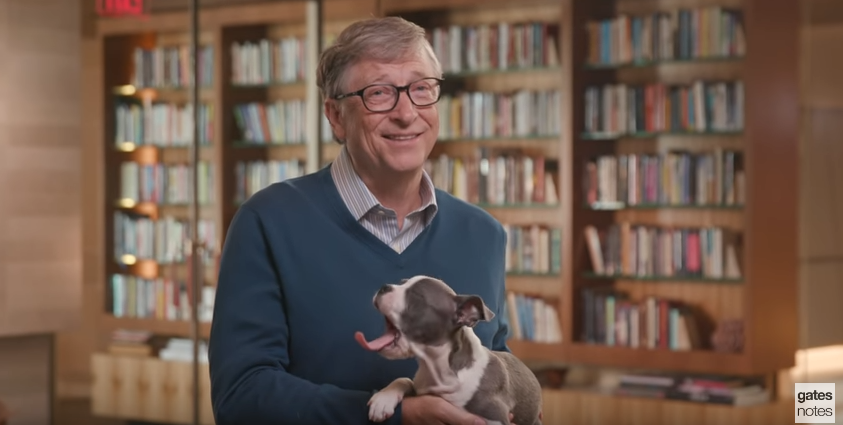 Bill Gates compartilha lista de livros para serem lidos em 2018 (Foto: Reprodução/Youtube)