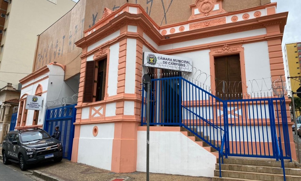 Teatro Bento Quirino tem funcionado como sede provisoria da Câmara Municipal de Campinas, que está em obras. — Foto: Arquivo pessoal