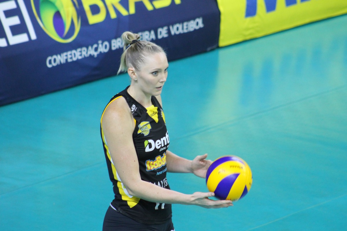 Nicole Fawcett cita lições do Mundial para a Superliga e destaca