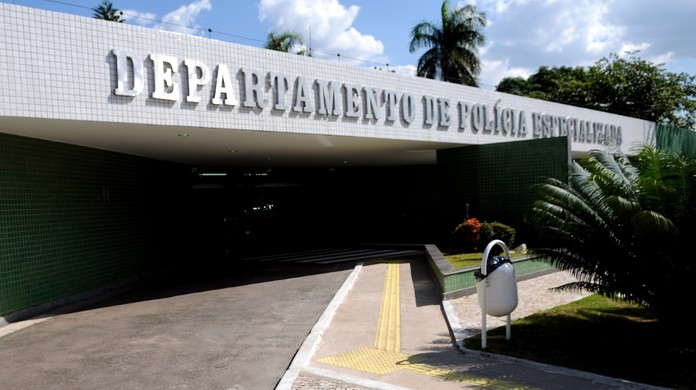 Tecnico Em Contabilidade E Preso No Df Suspeito De Emitir 1 2 Mil