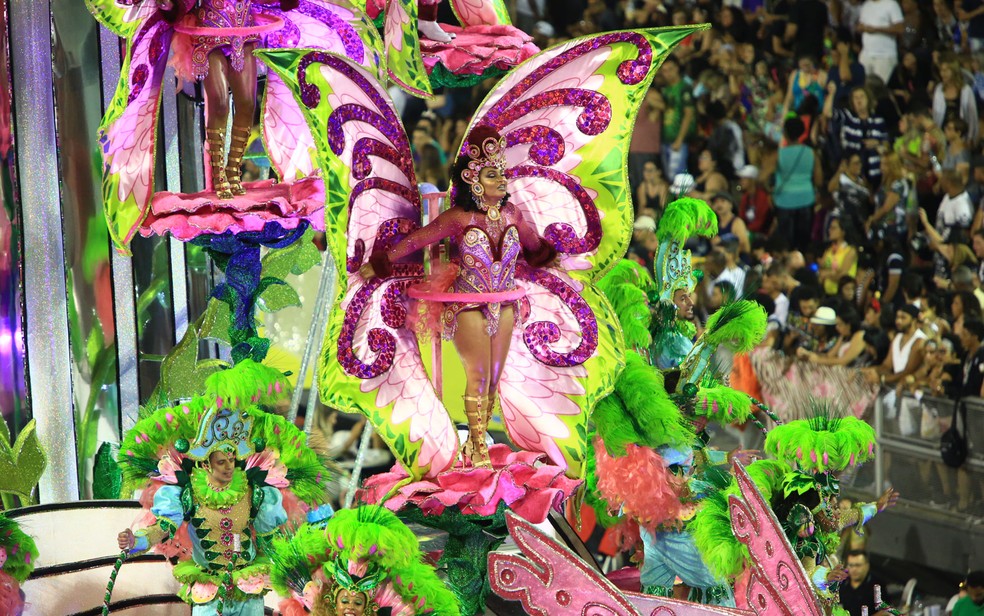 A Mocidade Alegre conta com 23 alas e 5 alegorias (Foto: Ardilhes Moreira/G1)