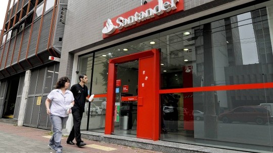 Santander tem 600 vagas para assessores de investimentos no país