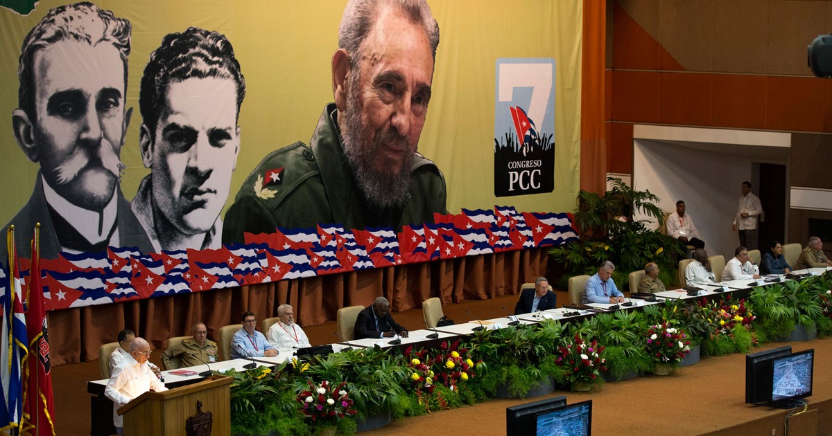 Cuba conta com o apoio total do Partido Comunista da Federação