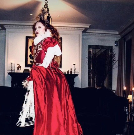 Madonna abre álbum de fotos do Halloween — Foto: Reprodução/Instagram