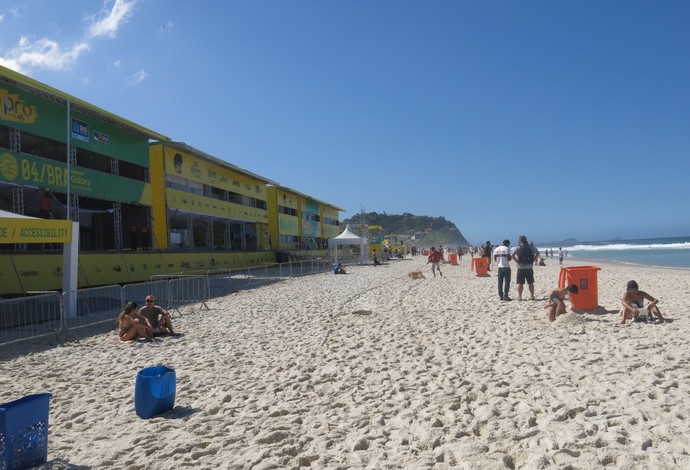 Postinho Barra da Tijuca Rio Pro Surfe (Foto: Flávio Dilascio)