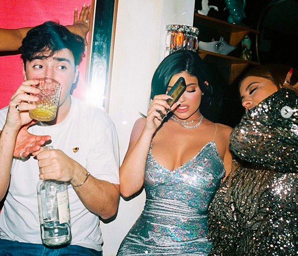 A socialite Kylie Jenner em sua festa de fim de ano (Foto: Instagram)