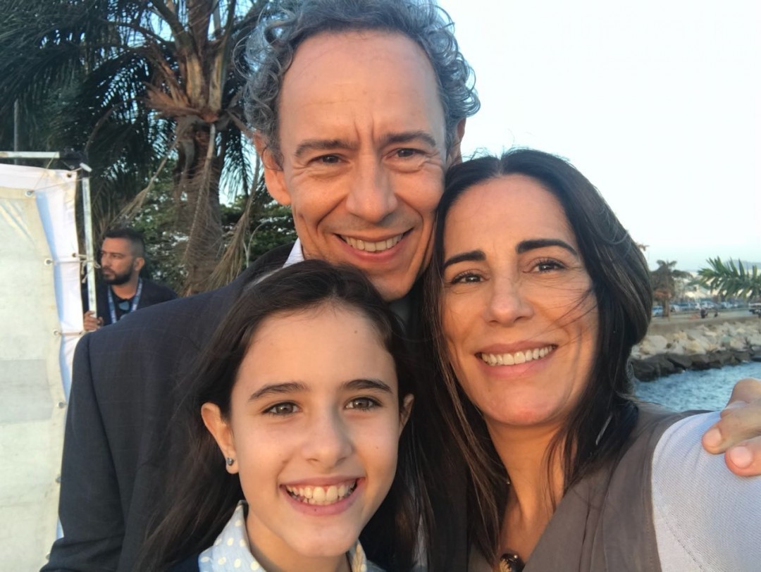 Gloria Pires, Lara Carriello e Emílio de Mello  (Foto: Reprodução/Instagram)