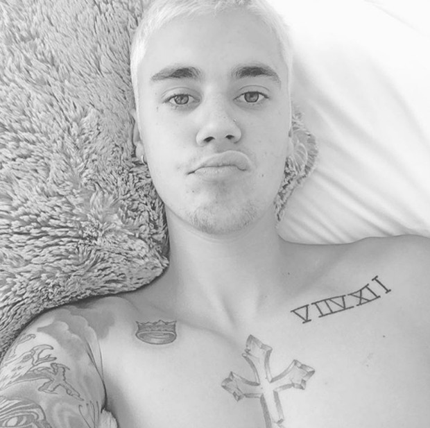 Bieber postou foto e ironizou  (Foto: Instagram / Reprodução)