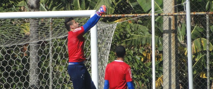 Rachão e bolas paradas: Cruzeiro fecha preparação para pegar o Vasco