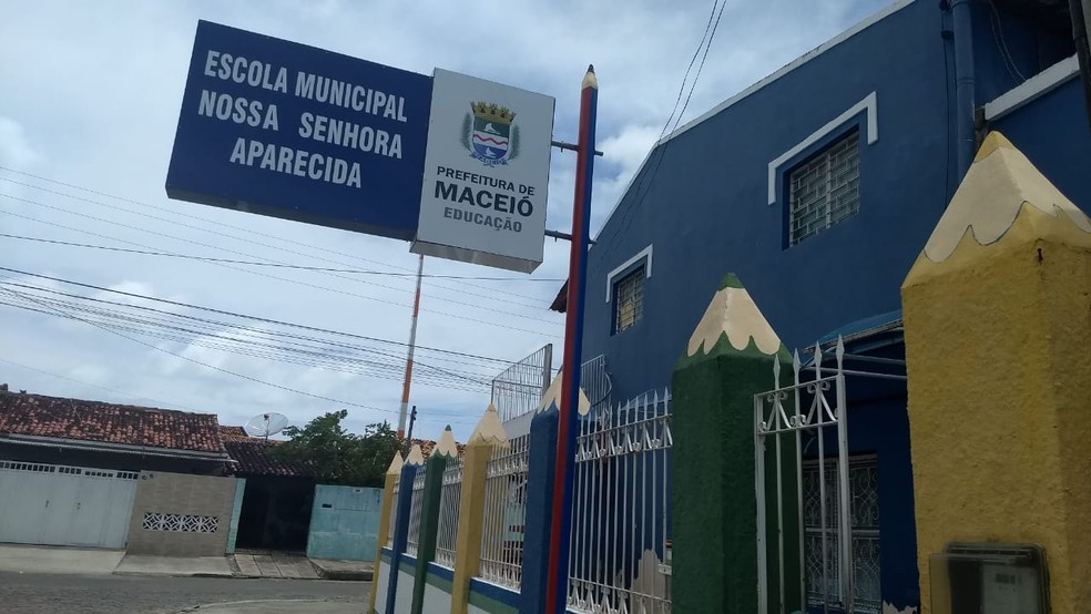 Escola Municipal Nossa Senhora Aparecida, na Ponta Grossa, deve ser fechada no fim do mês de janeiro — Foto: Arquivo Pessoal