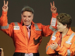 Em imagem de arquivo, Eike Batista comemora com a presidente Dilma Rousseff o início da produção da OGX (Foto: Reuters)