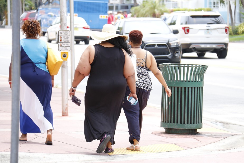 Aumento do sobrepeso e obesidade aumenta urgência no combate a alimentos ultraprocessados