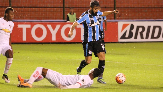 Análise: Grêmio ataca itens pedidos por Roger e vence LDU nos treinos
