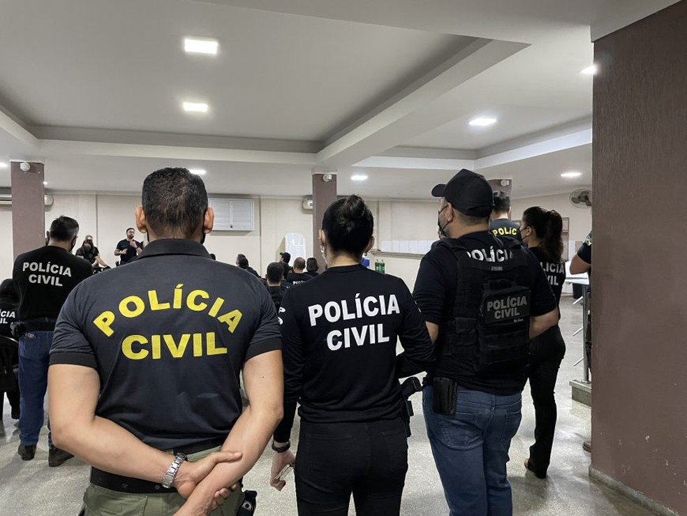 Agentes durante "Operação Sevandija" em Porto Velho  — Foto: Elinaldo Bonfim/Polícia Civil