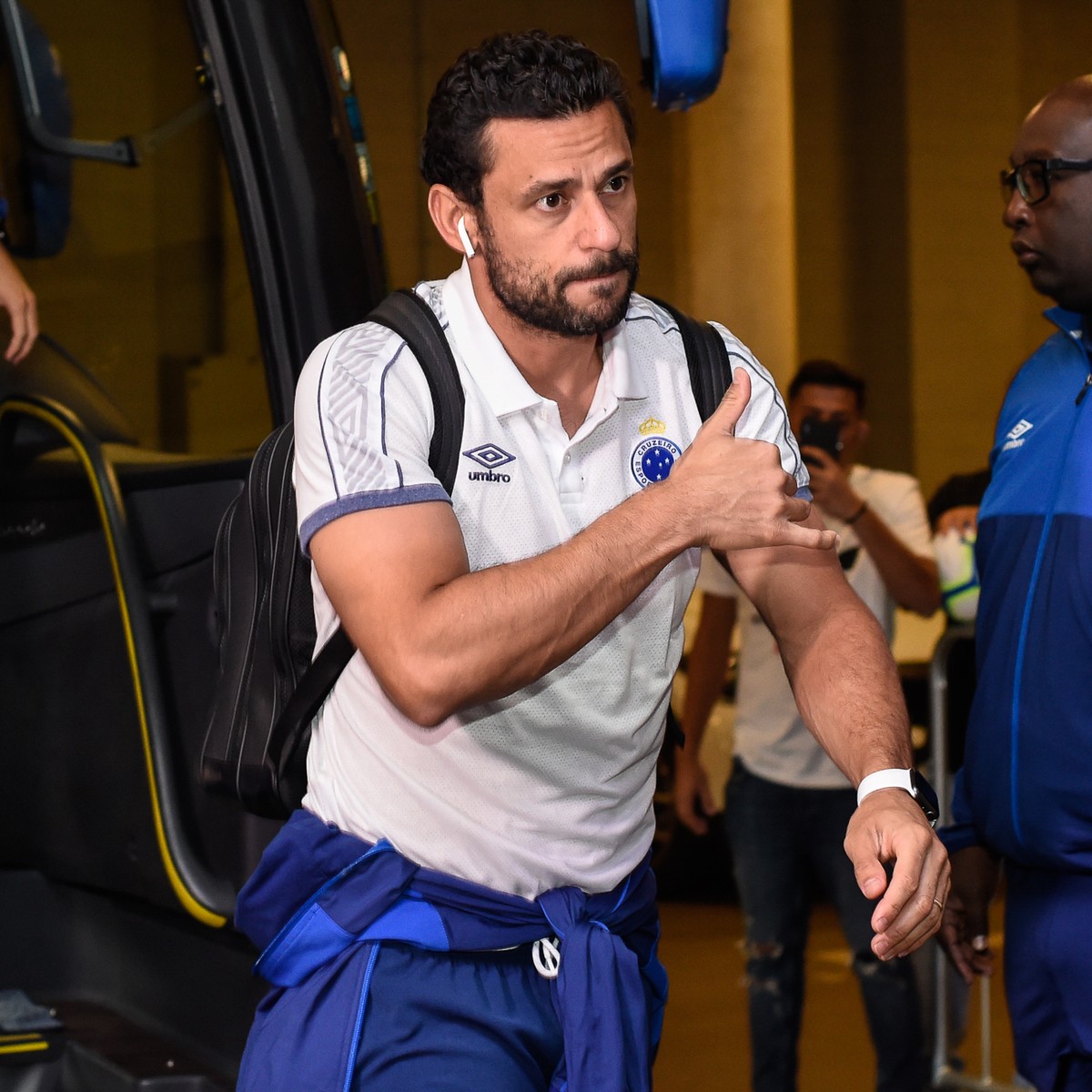 Justiça suspende multa de R$ 10 milhões por transferência de Fred do ...
