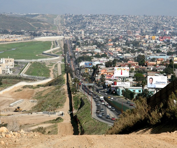 Imagem de arquivo da fronteira entre os Estados Unidos e o México (Foto: Pixabay)