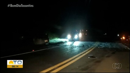 Acidente entre carro de passeio e caminhão é registrado na TO-080