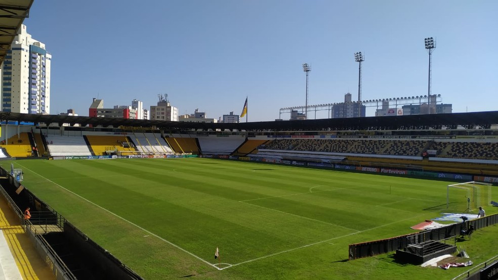 Apenas mil ingressos serão disponibilizados à torcida do Criciúma contra o Grêmio
