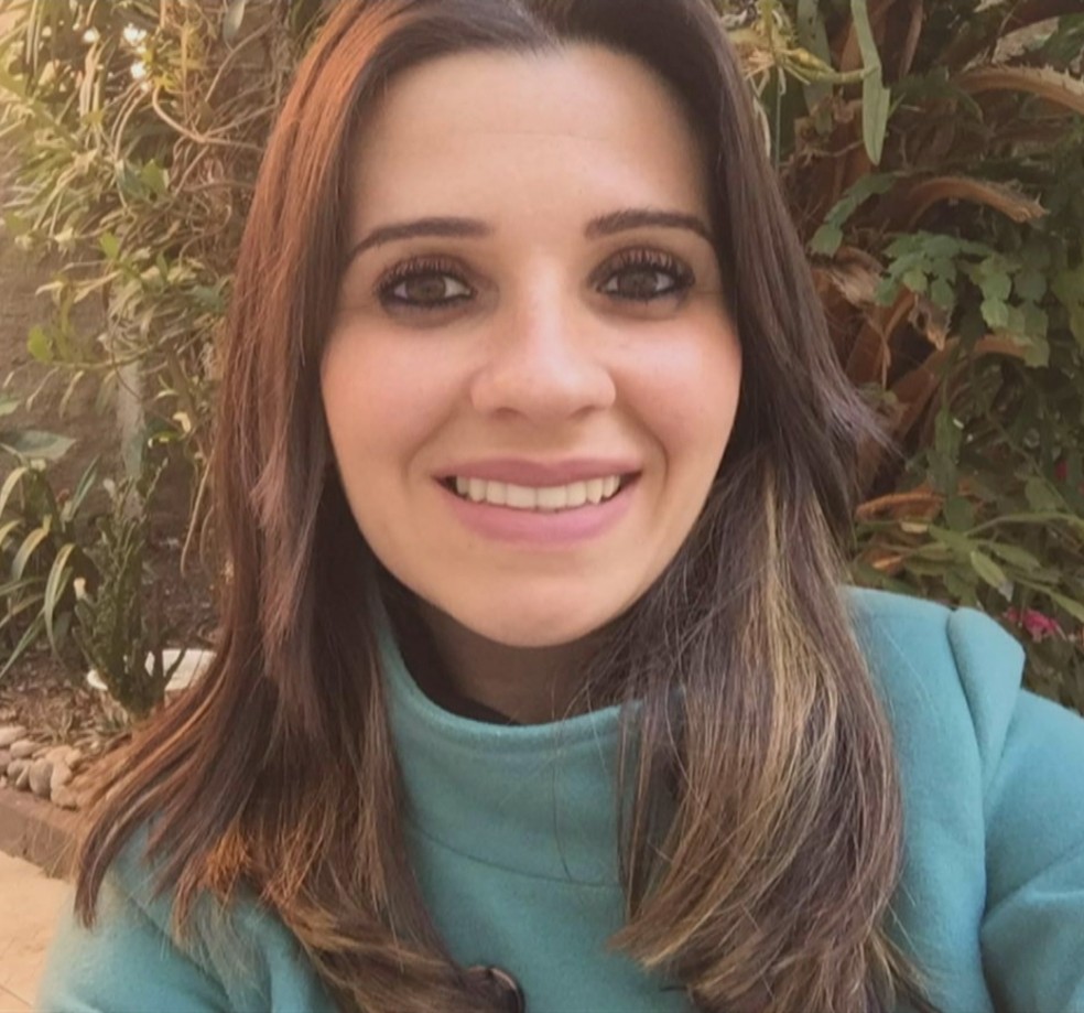 Fisioterapeuta Camila Fiori, de 37 anos morreu de Covid-19 em Caxias do Sul  — Foto: Reprodução / RBS TV 