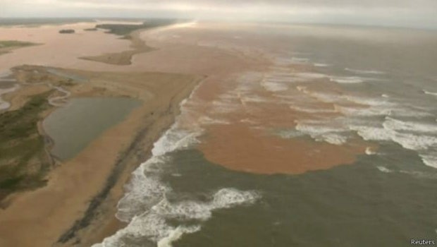 ONU detalhou consequências do acidente, como chegada da lama ao mar  (Foto: Reuters)