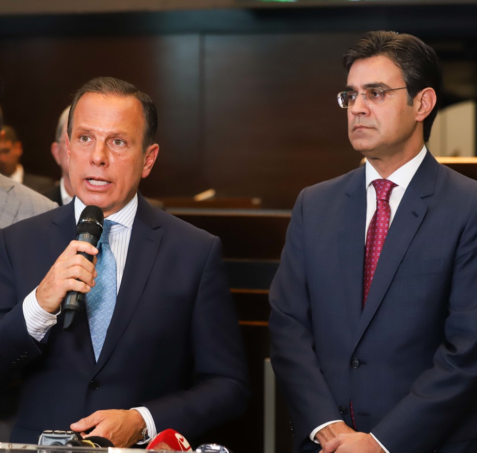 O ex-governador de São Paulo, João Doria, ao lado do vice, Rodrigo Garcia, que assumiu o Palácio dos Bandeirantes. — Foto: Secom/GESP